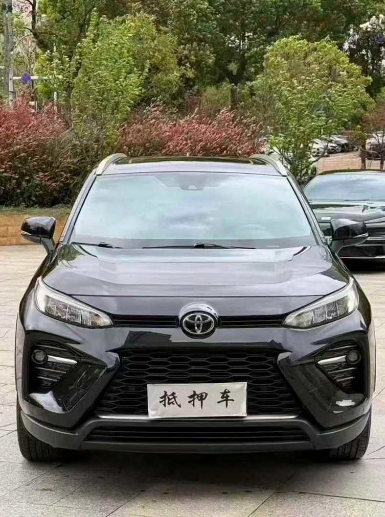 22年丰田威兰达 2.0排量 天窗 电动真皮座椅