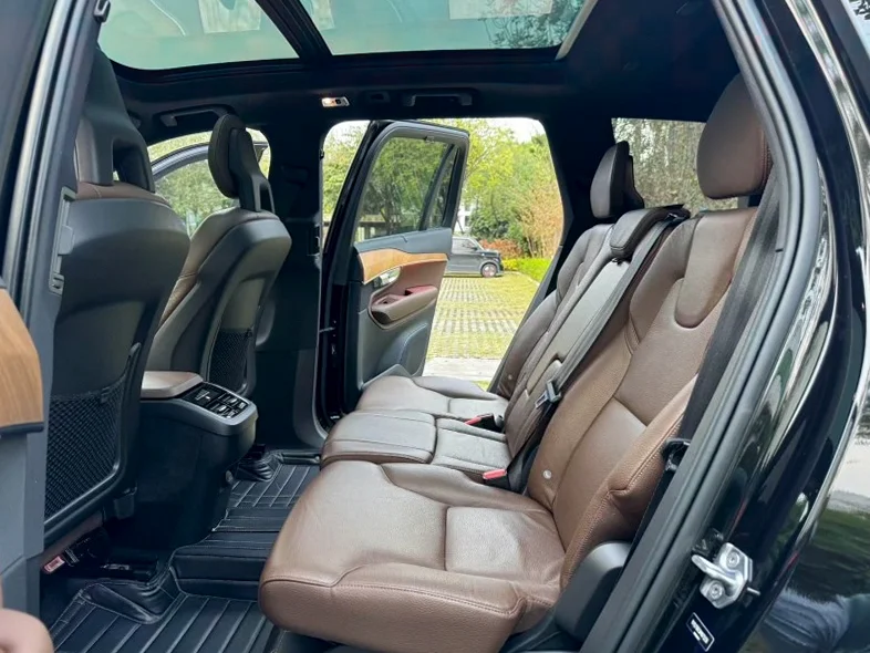 沃尔沃XC90 后面外观二