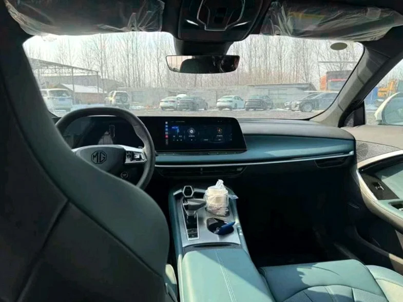 名爵7 内饰后排