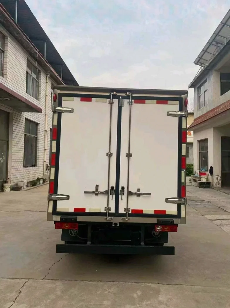 福田祥菱 后面外观二