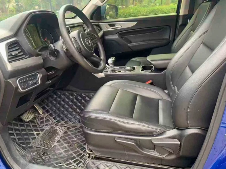 长城汽车炮 后面外观三