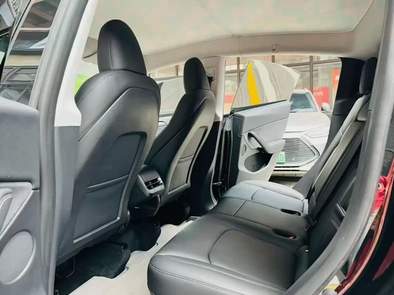 特斯拉MODEL 后面外观三