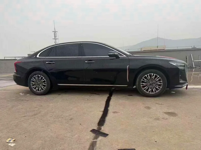 红旗H5 正面外观二