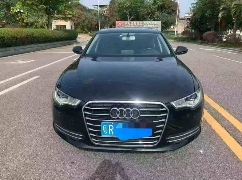 15年奥迪A6L高配2.5V6自动