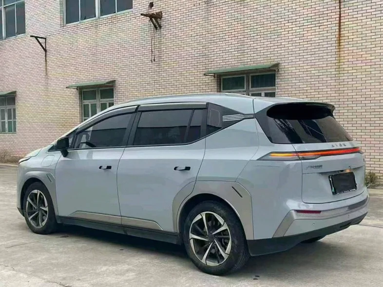 传祺埃安Y 后面外观三