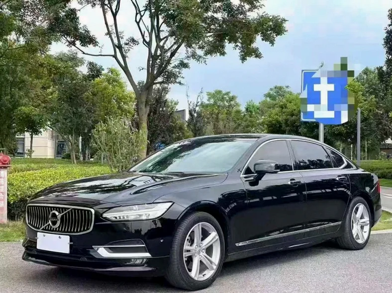 沃尔沃S90 正面外观二