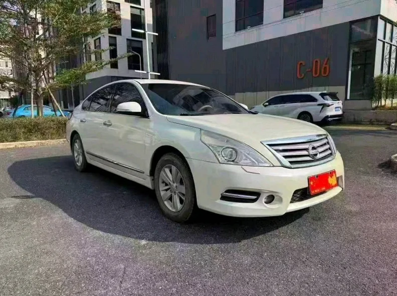 日产天籁 驾驶室