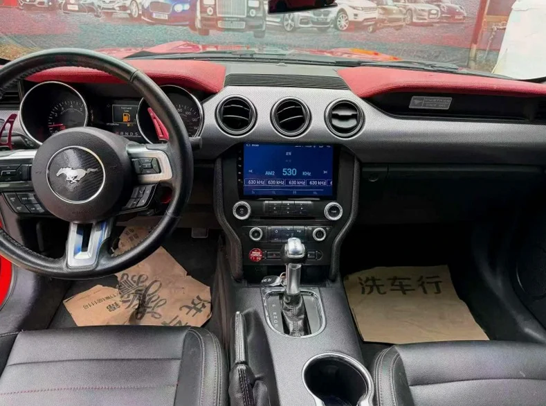 福特野马 后面外观三