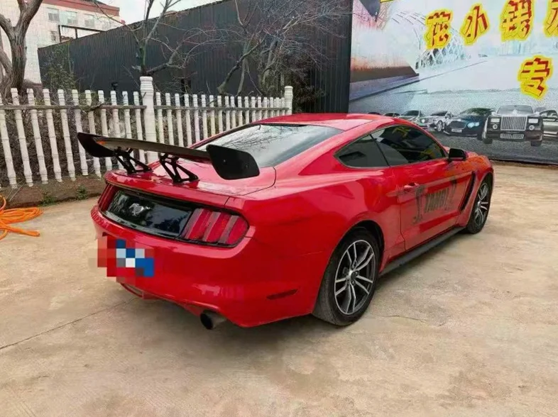 福特野马 内饰前排