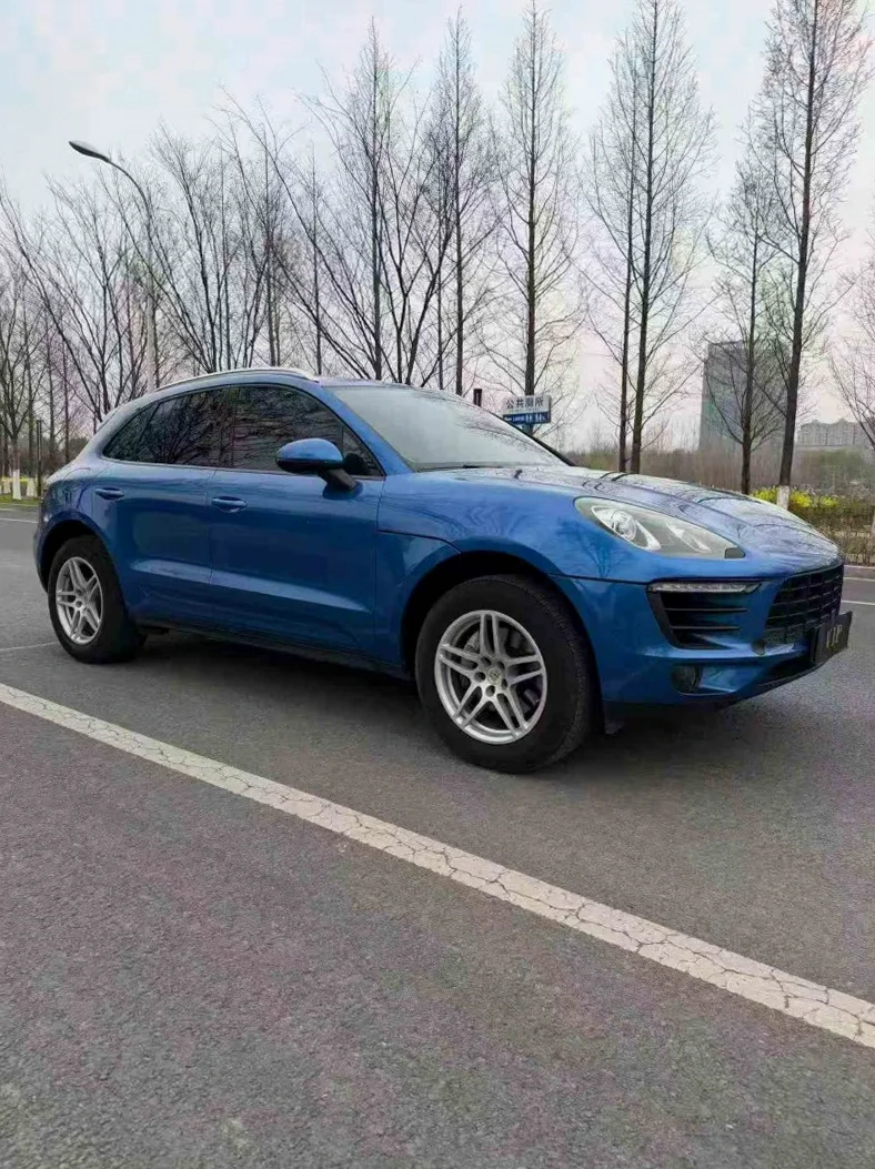 保时捷Macan 正面外观三