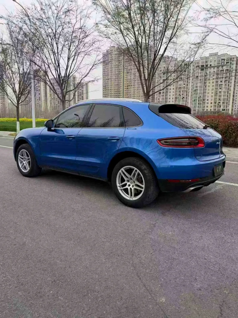 保时捷Macan 内饰后排