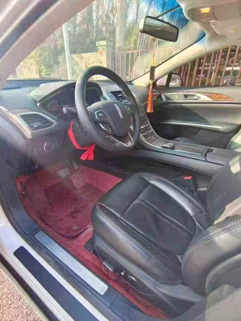 林肯MKZ 正面外观三