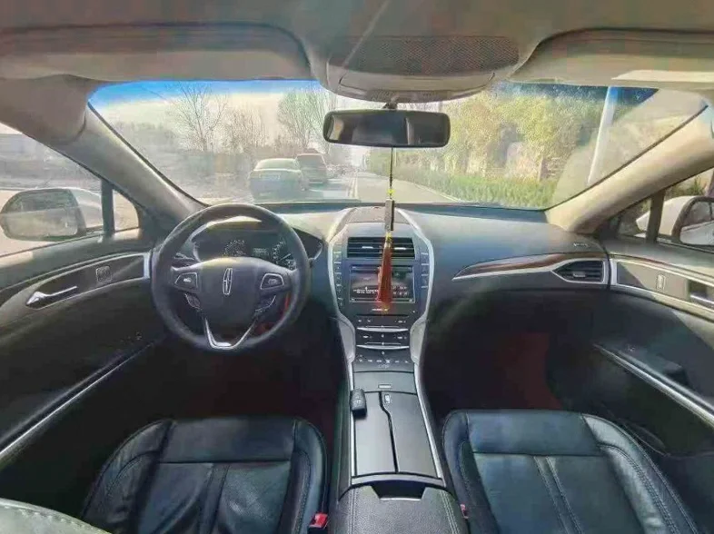 林肯MKZ 后面外观一