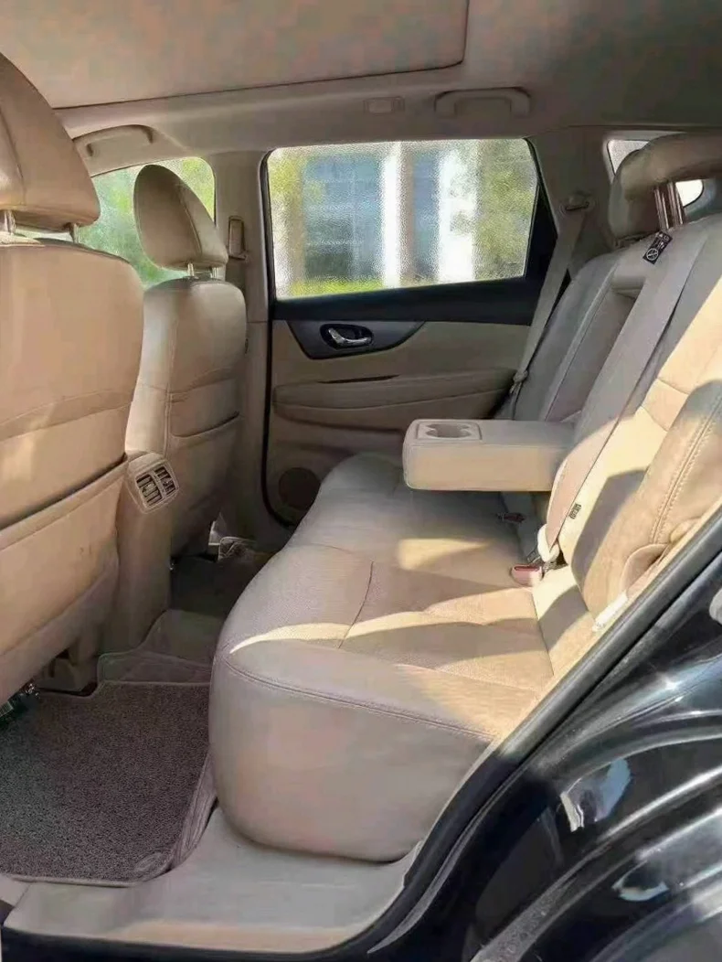 日产奇骏 后面外观三