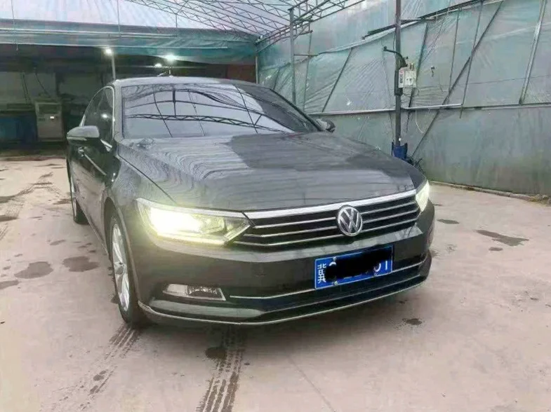 大众迈腾 正面外观三