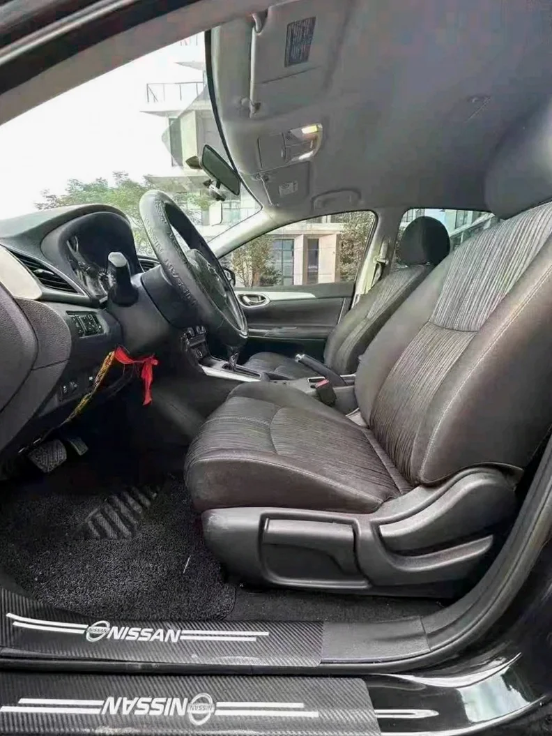 日产轩逸 后面外观二