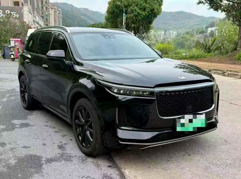 理想ONE 正面外观三