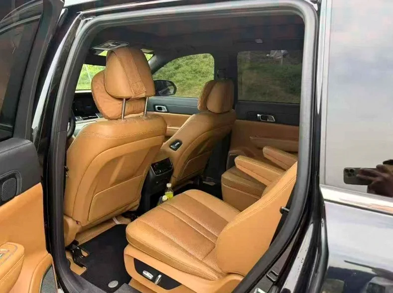 理想ONE 后面外观三