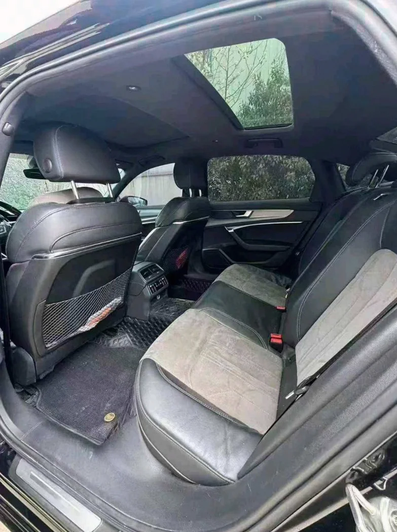 奥迪A6L 后面外观一