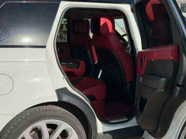 路虎揽胜运动 后面外观一