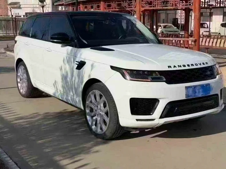 路虎揽胜运动 正面外观三