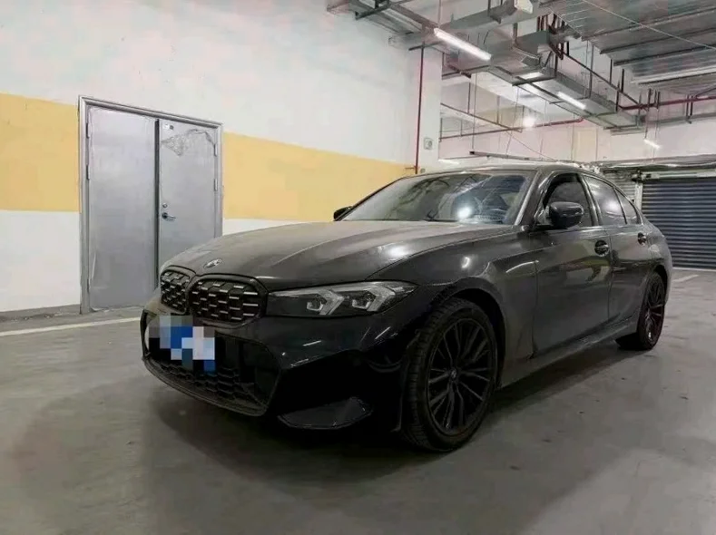 宝马3系 后面外观二