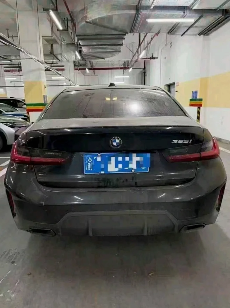 宝马3系 正面外观三