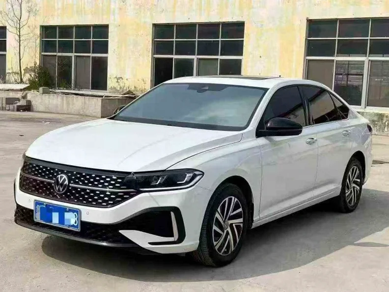 大众朗逸 正面外观二