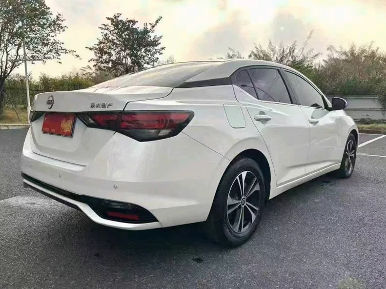 日产轩逸 内饰后排