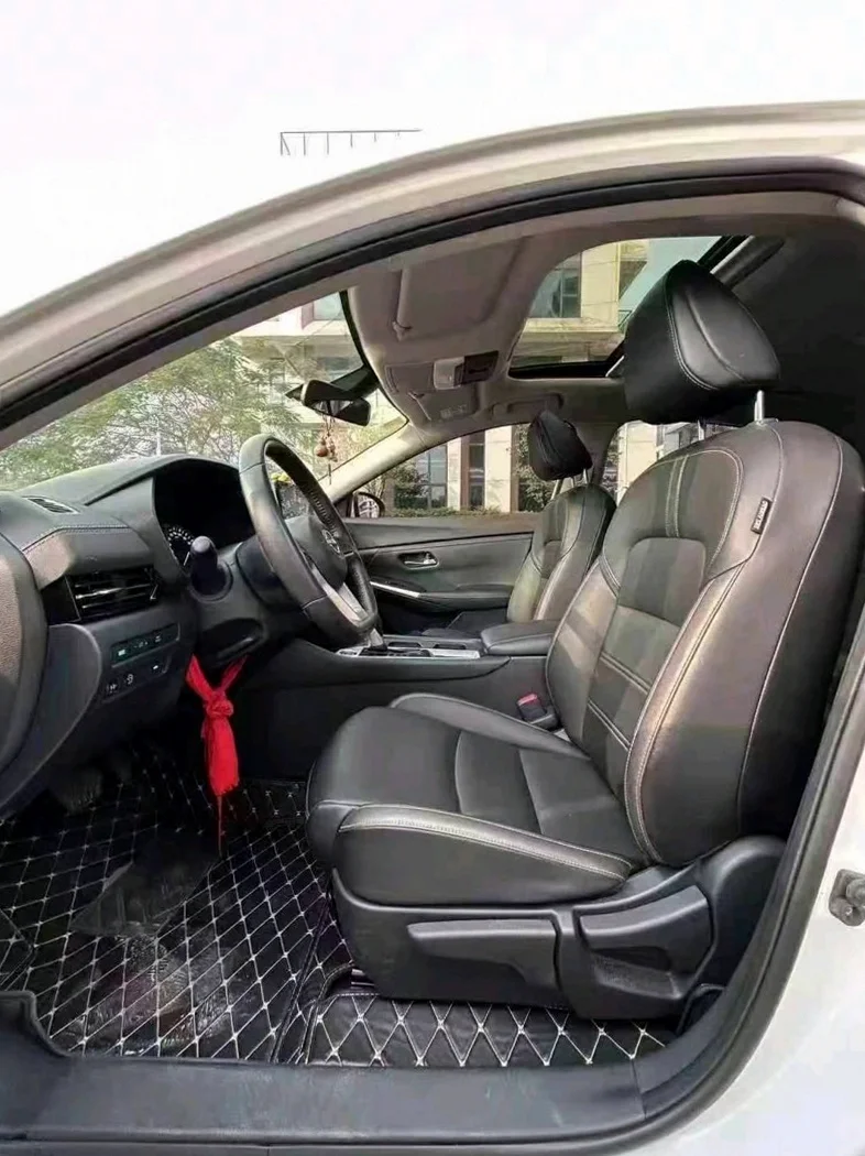 日产轩逸 后面外观二