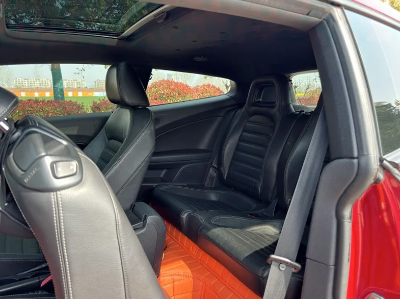 大众尚酷 内饰前排