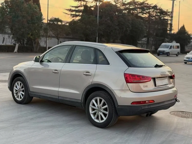 奥迪Q3 正面外观三