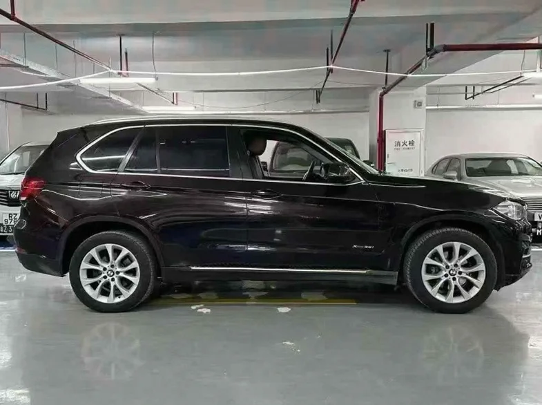 宝马X5 内饰前排