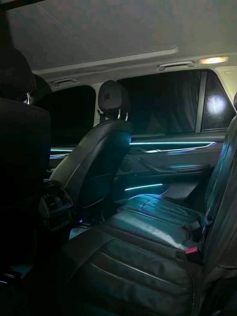 宝马X5 后面外观一