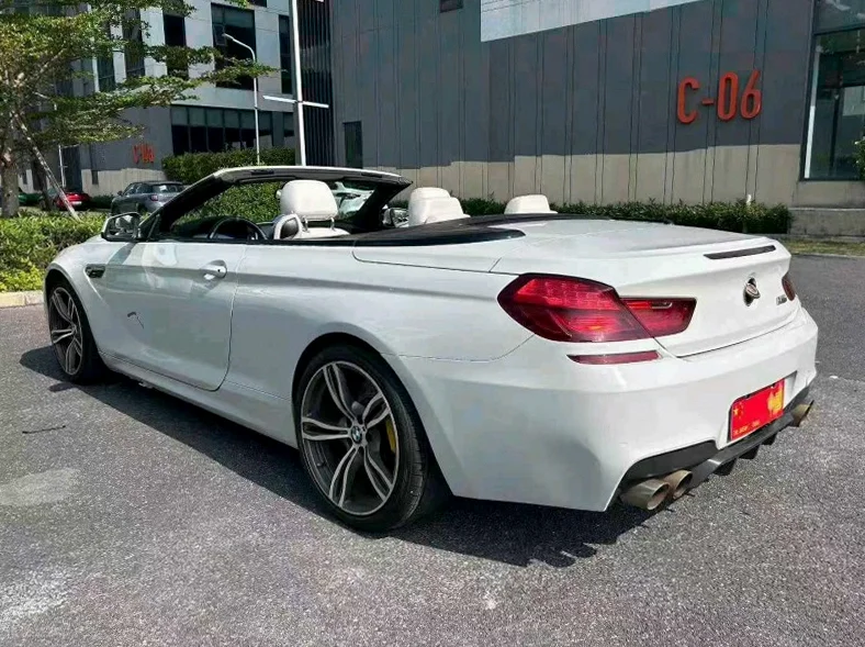 宝马6系 驾驶室