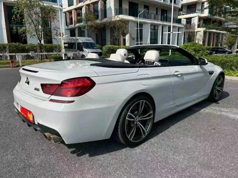 宝马6系 内饰后排