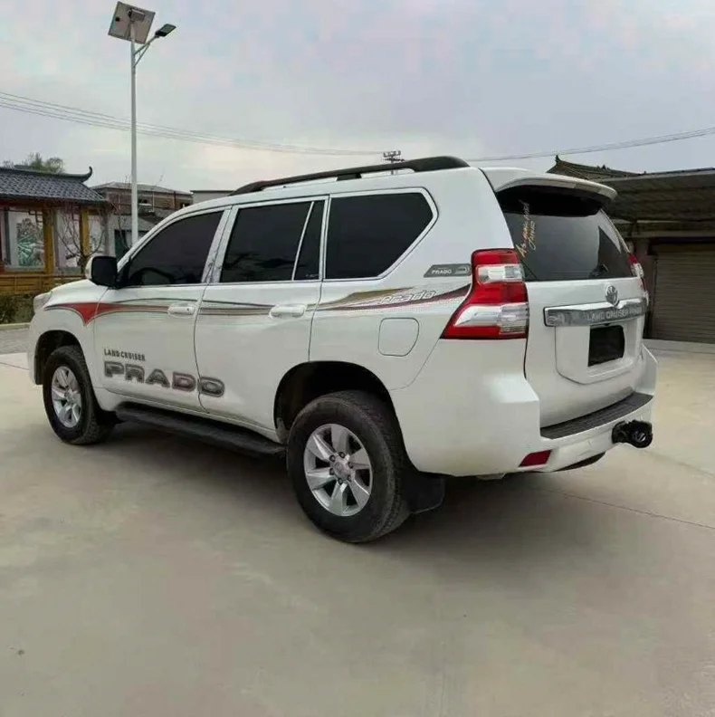 丰田普拉多 后面外观二