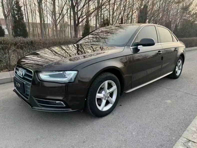 奥迪A4L 正面外观三