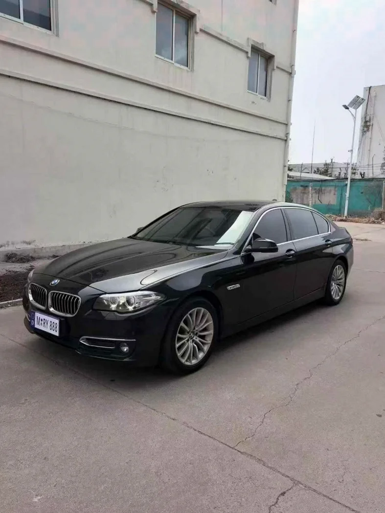 宝马5系 正面外观二