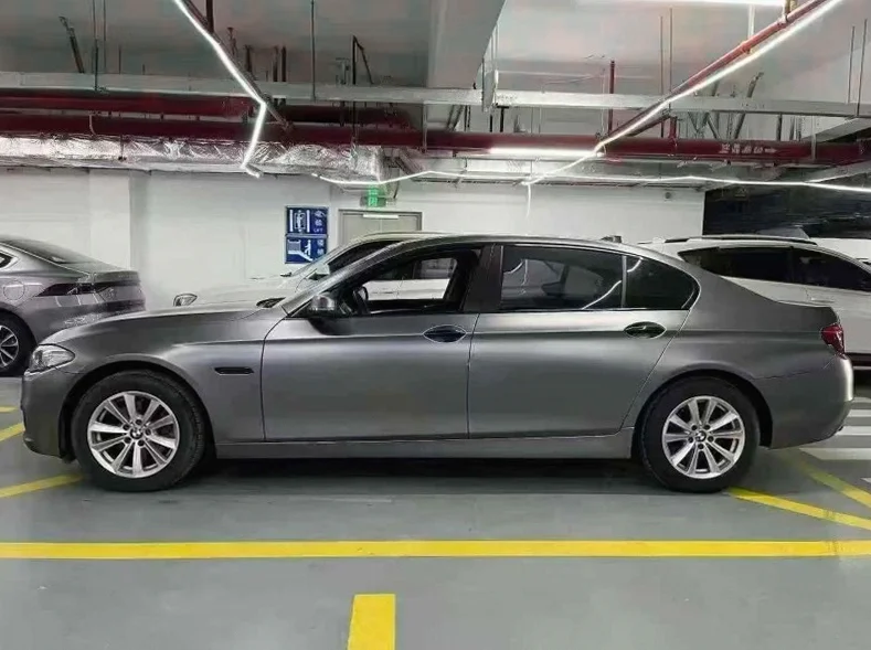 宝马5系 内饰前排