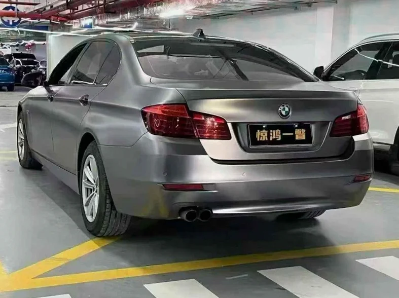 宝马5系 内饰后排