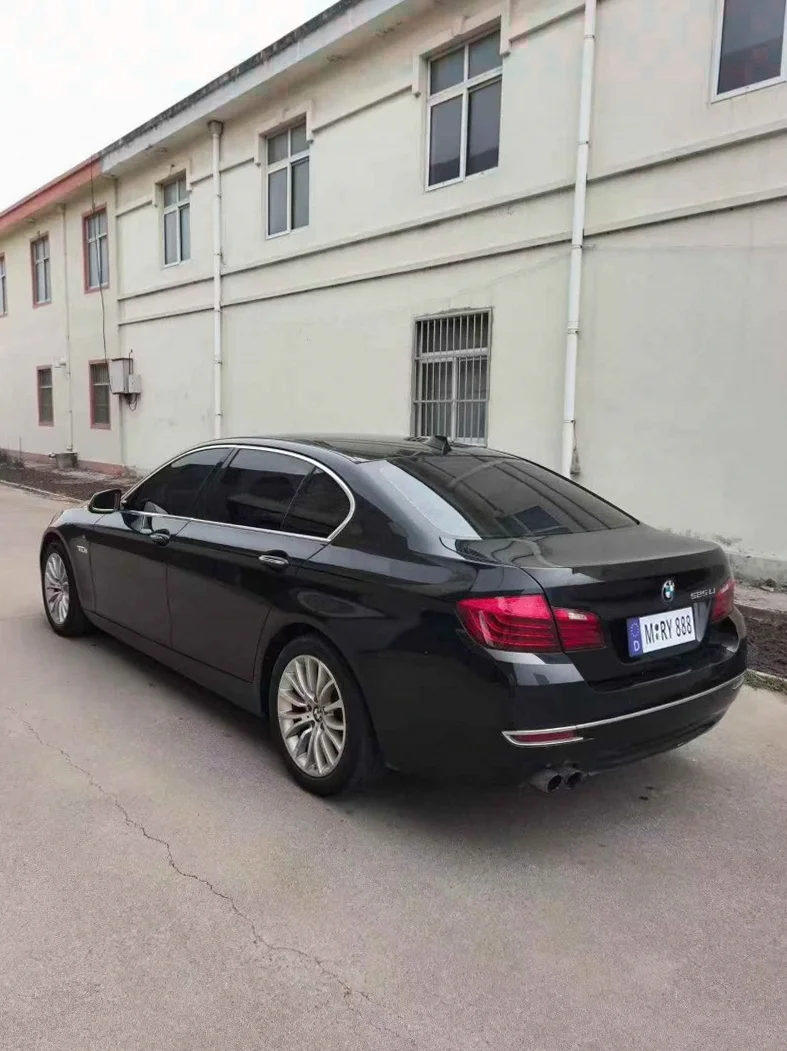 宝马5系 内饰前排