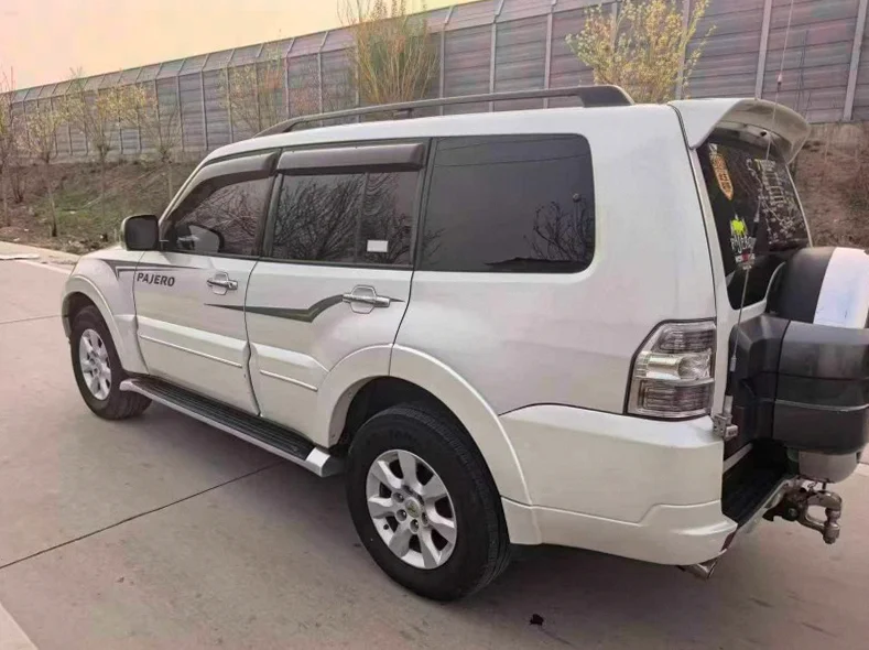 三菱帕杰罗 内饰前排