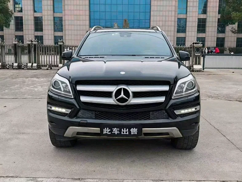 平顶山2016年奔驰GL抵押车 正面外观一