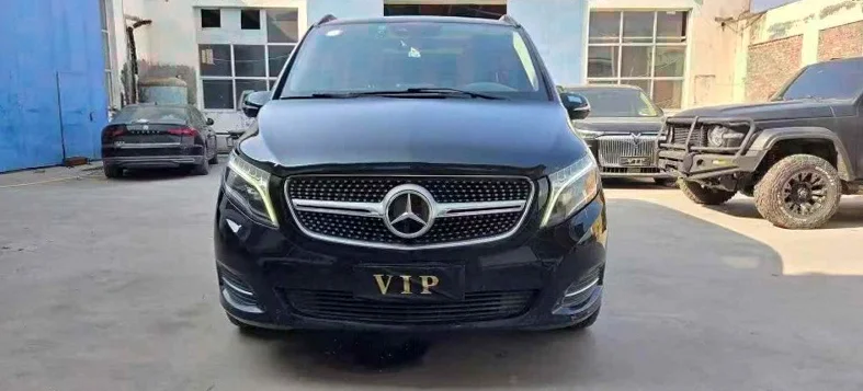 18年奔驰V260L尊贵加长版