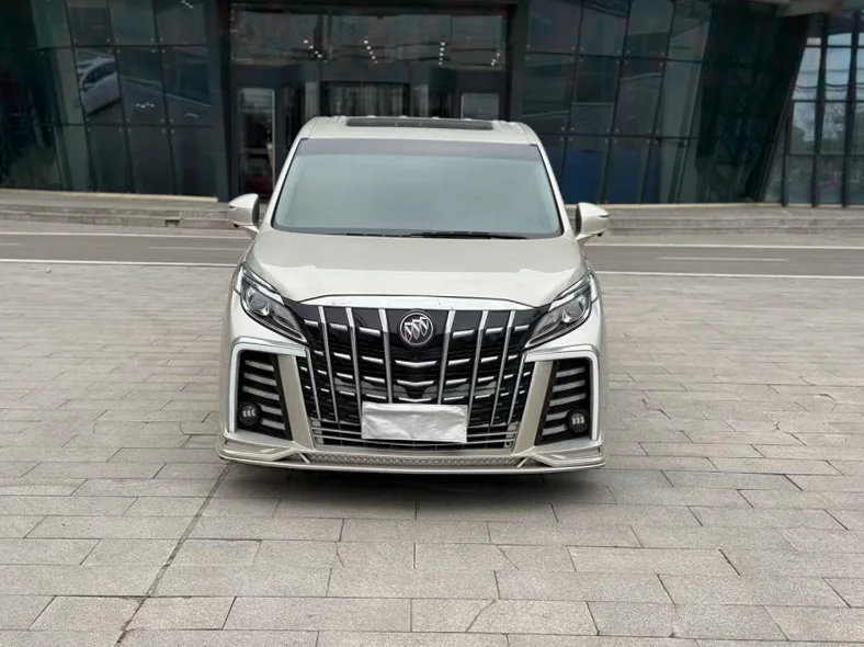 18年别克GL8 ES 2.0T自动高配