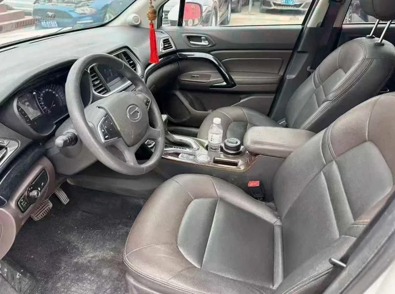 传祺GS4 后面外观一