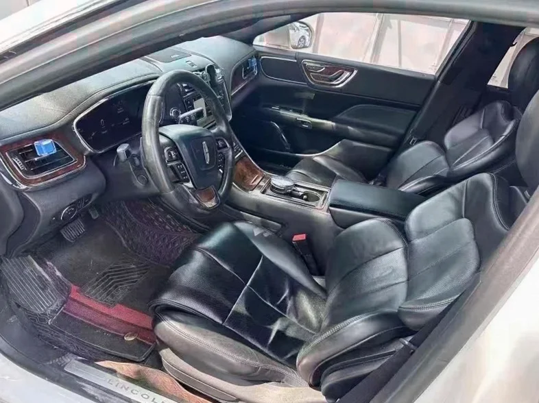 林肯大陆 后面外观一