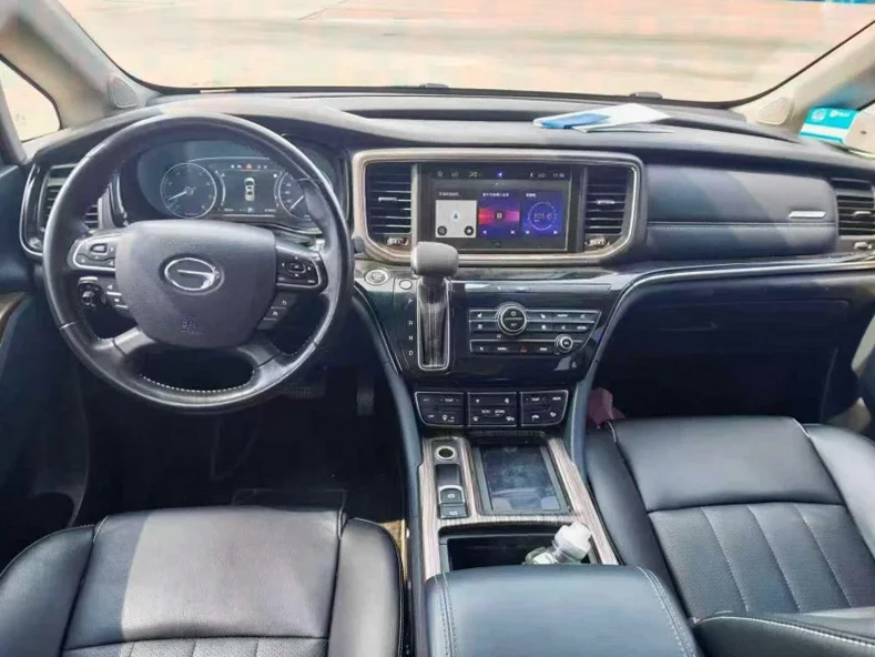 传祺M8 后面外观三