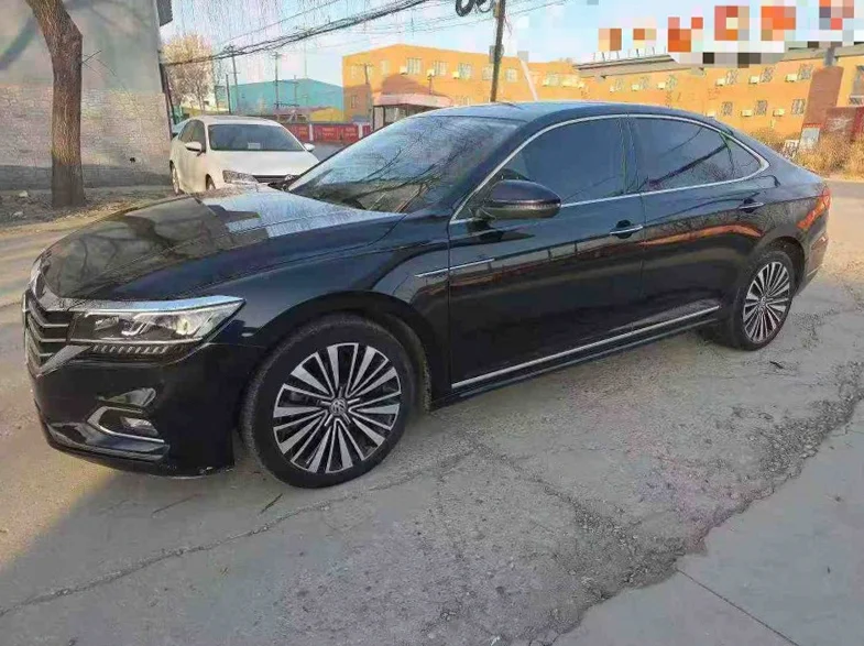 大众帕萨特 正面外观二